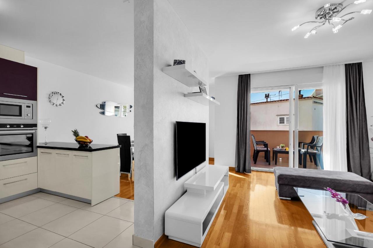 מאקרסקה Apartman Linea מראה חיצוני תמונה
