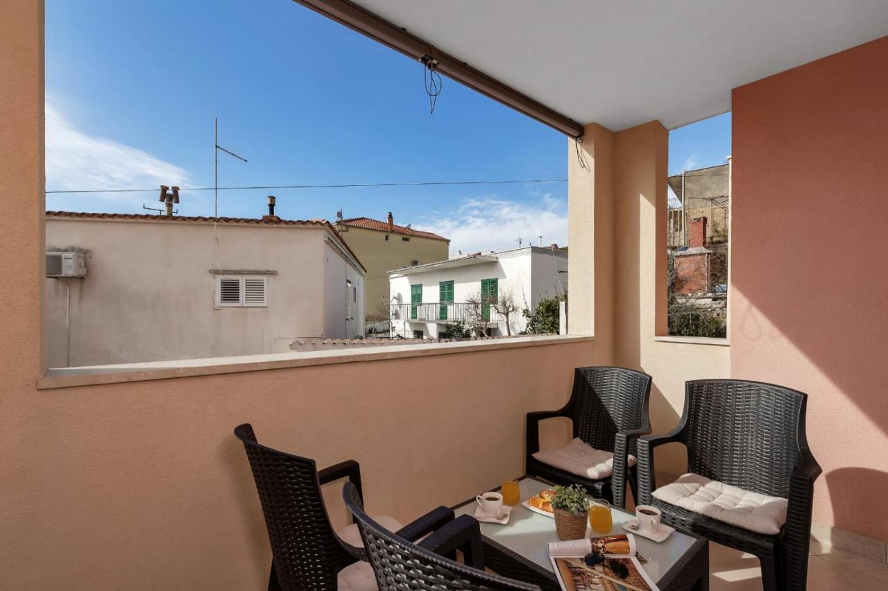 מאקרסקה Apartman Linea מראה חיצוני תמונה