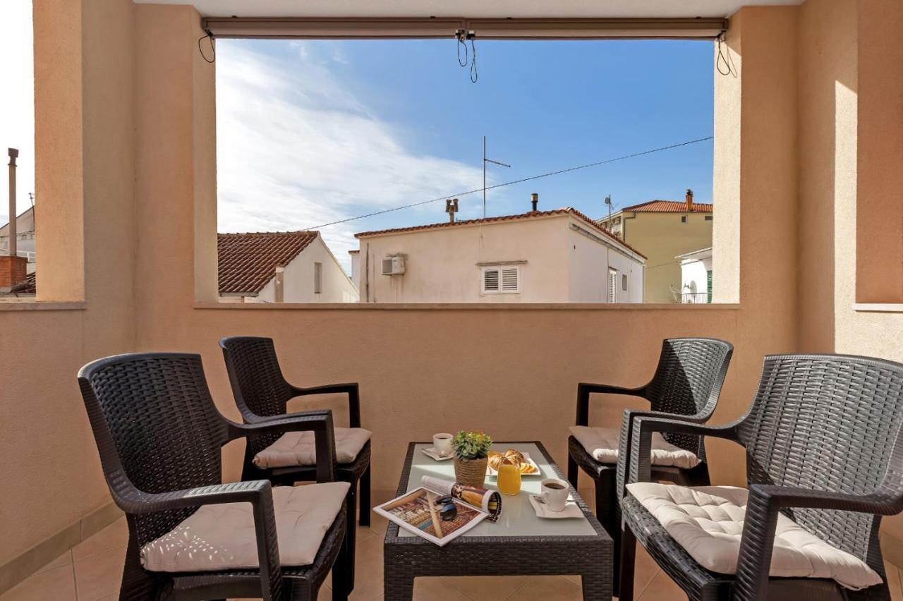 מאקרסקה Apartman Linea מראה חיצוני תמונה