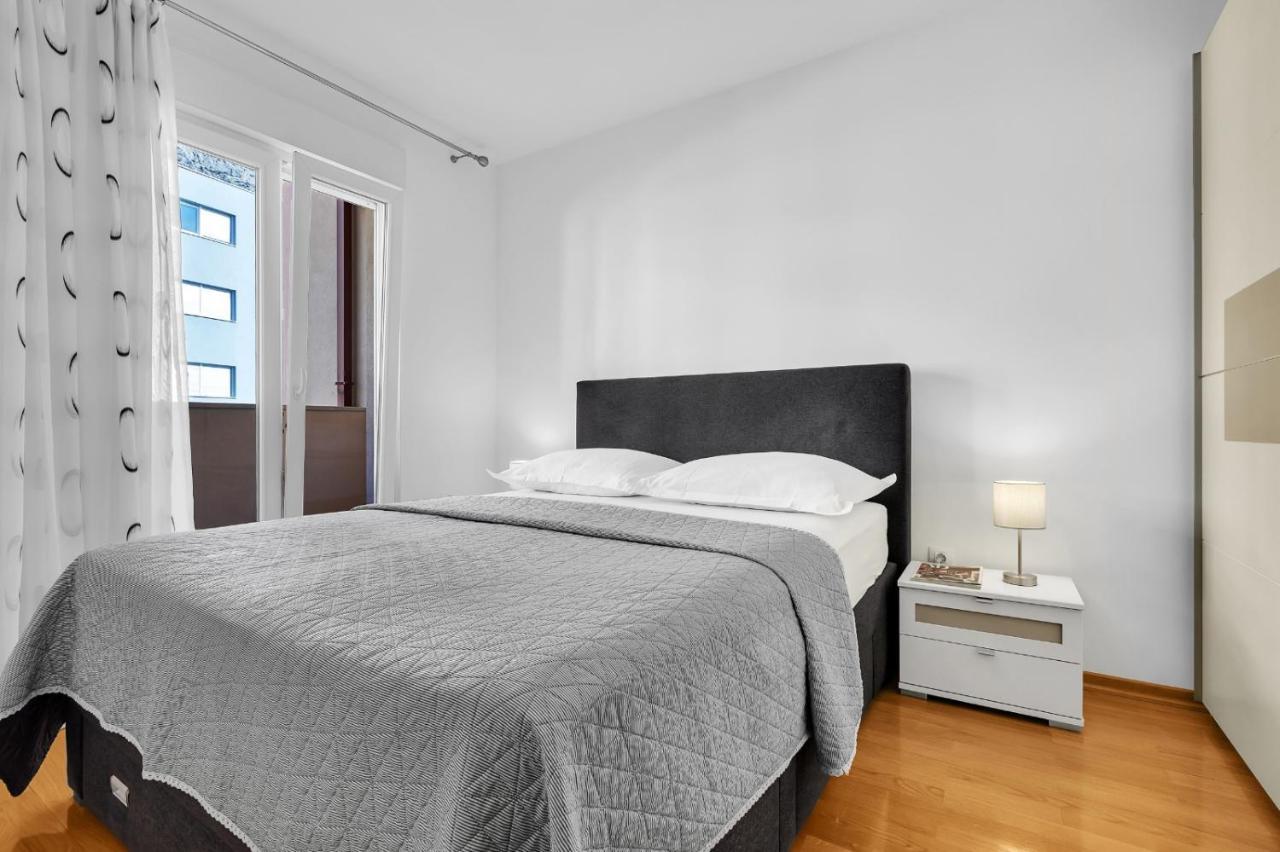 מאקרסקה Apartman Linea מראה חיצוני תמונה
