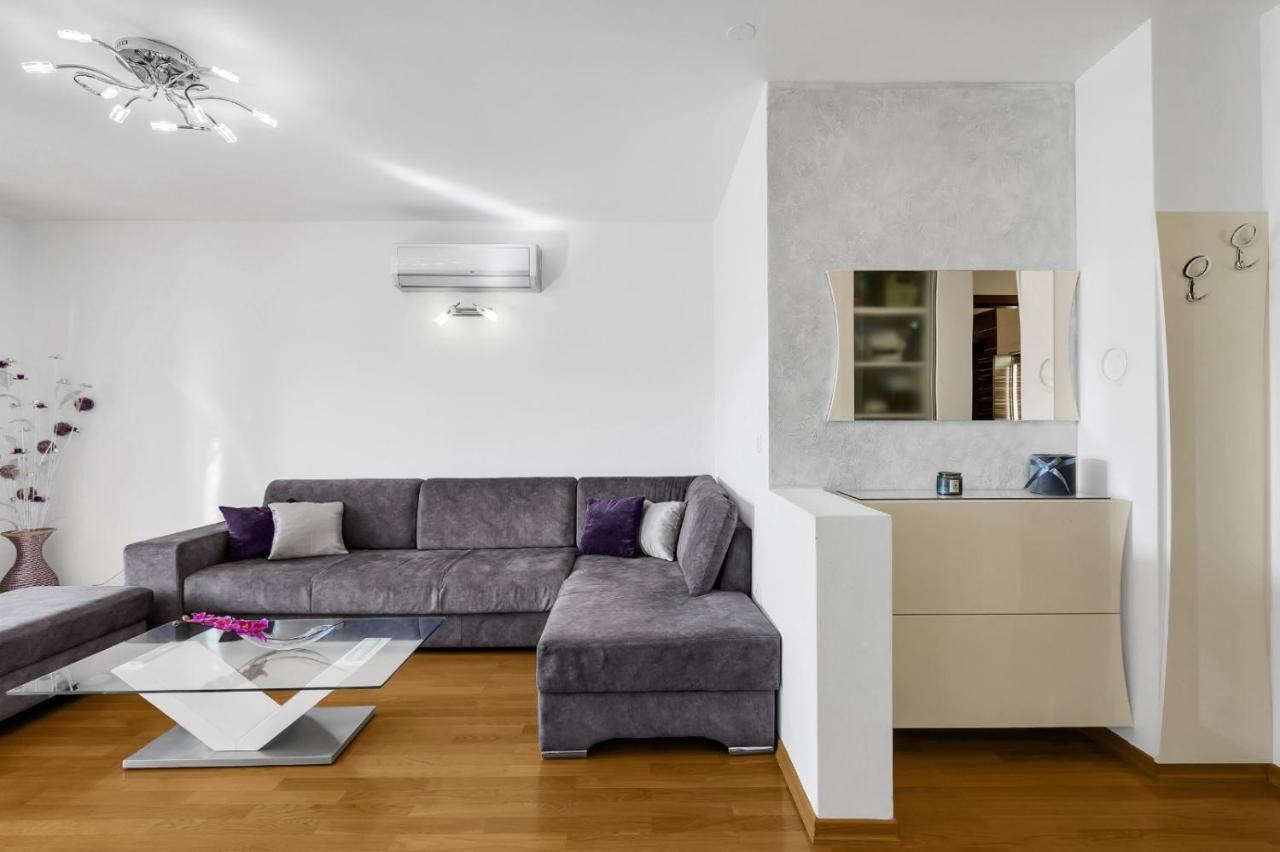 מאקרסקה Apartman Linea מראה חיצוני תמונה