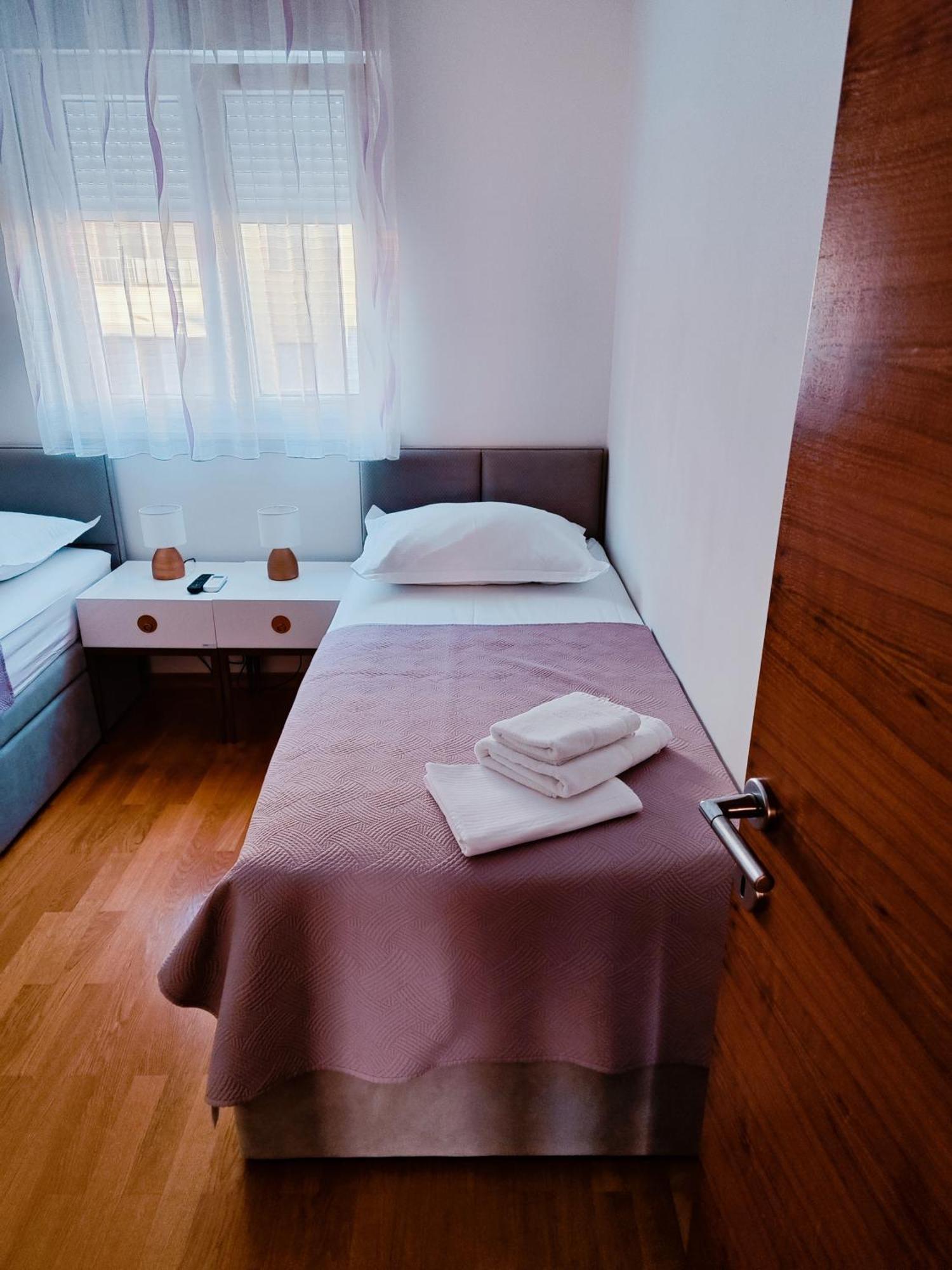 מאקרסקה Apartman Linea מראה חיצוני תמונה